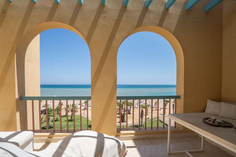 Dreamy Seafront 2BR- Panoramic Sea Views- El Gouna - B&B Hurgada