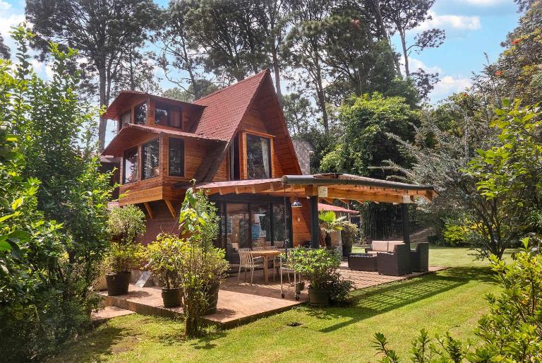 Avandaro Cozy Cabin Great Family Space - B&B Valle de Bravo