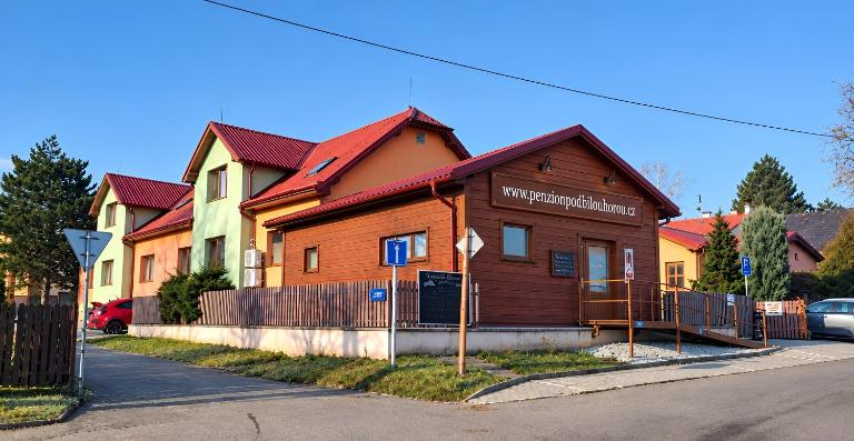 Penzion pod Bílou Horou - B&B Kopřivnice