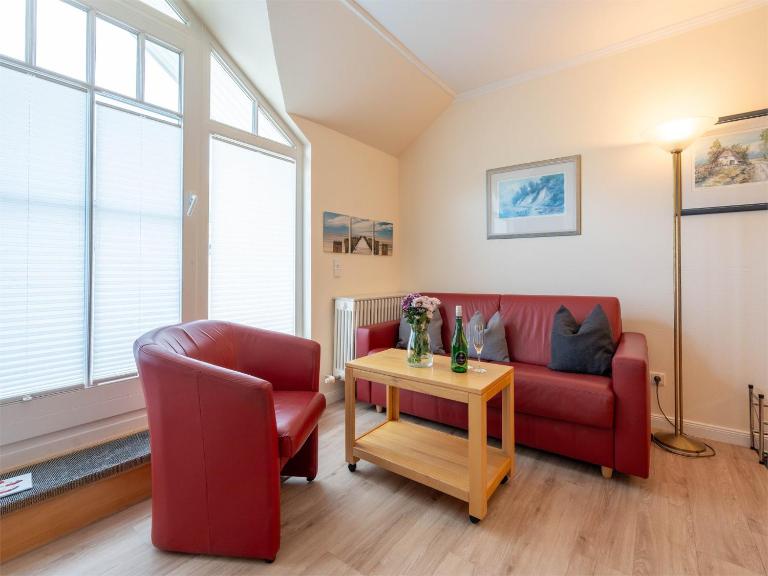 Dünenpark Binz - Komfortplus Ferienwohnung mit 1 Schlafzimmer und Balkon im Dachgeschoss 010 - Chambres d'hôtes Ostseebad Binz