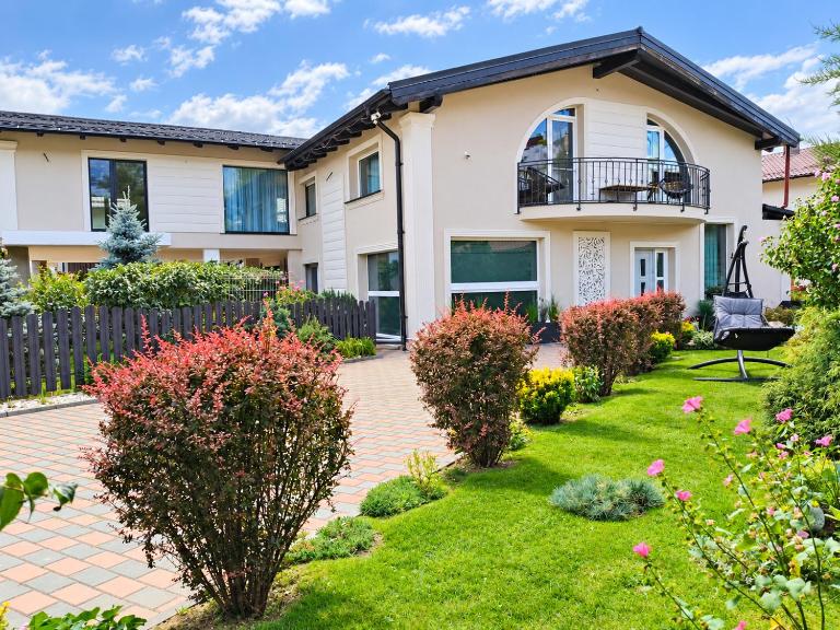 Vila Bijou - B&B Borşa