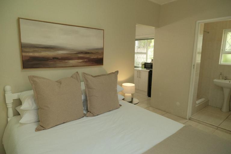 The Owlet - Bed and Breakfast Port Elizabeth