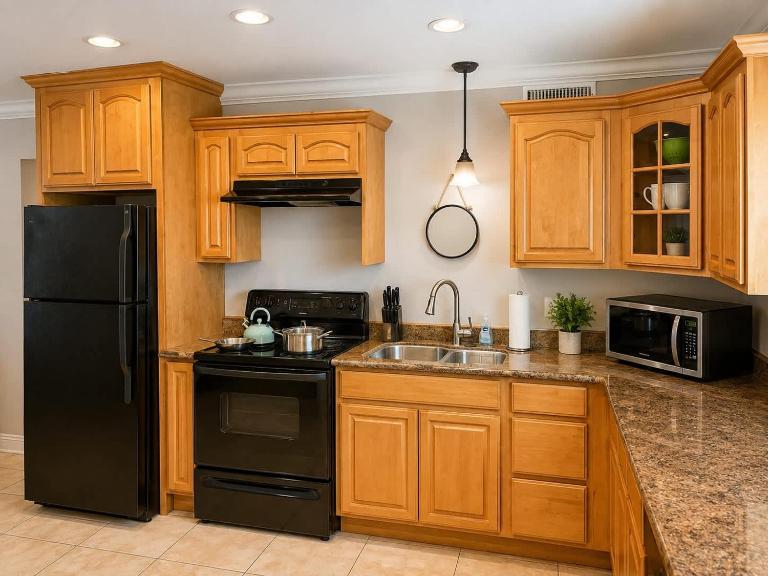 2 br Steps from Tiger Stadium - B&B Baton Rouge