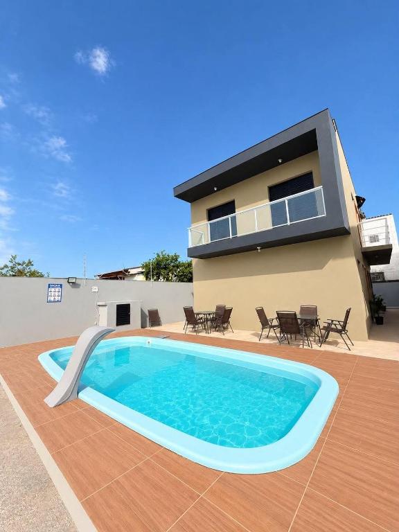 Bertihouse - Apartamento COMPLETO e com piscina próximo da praia - B&B Bertioga