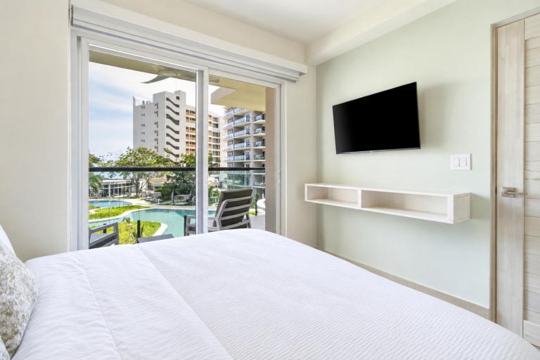 Casa Flick New 3 BR 2 Bath Oceanfront Resort Condo - Ferienwohnung Chame
