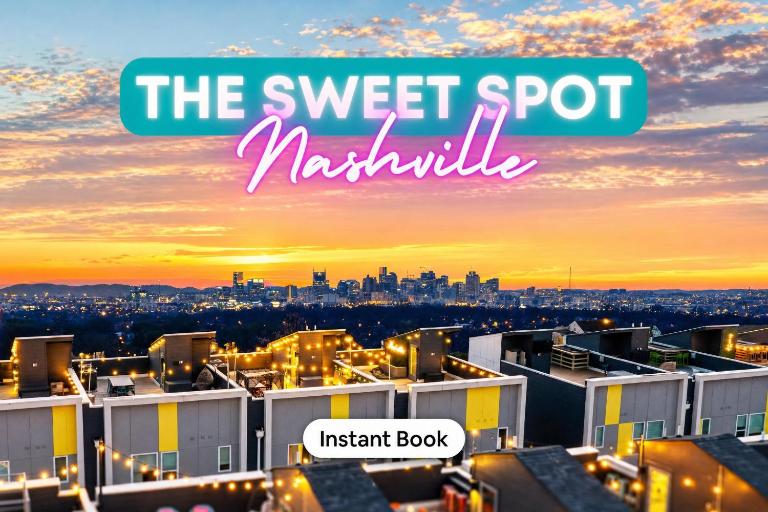 Rooftop Views Ping Pong Lounge Nashville - B&B Nashville