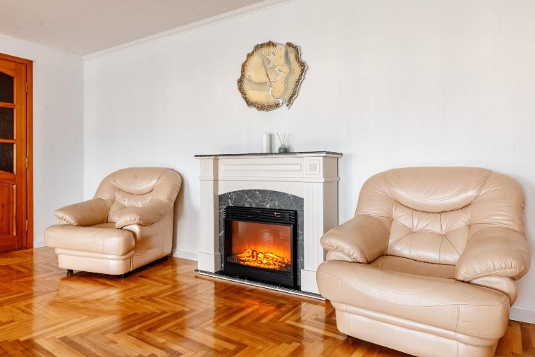 2BR - Fireplace & Panoramic Views Near Dendrarium - B&B Chişinău
