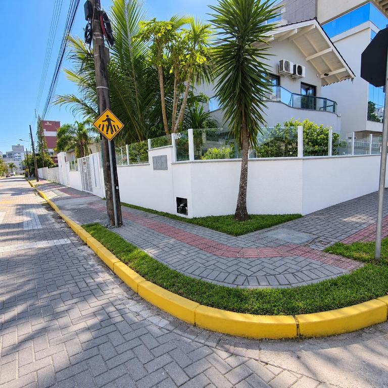 Recanto residencial mariscal kitnet 1 quarto - B&B Bombinhas