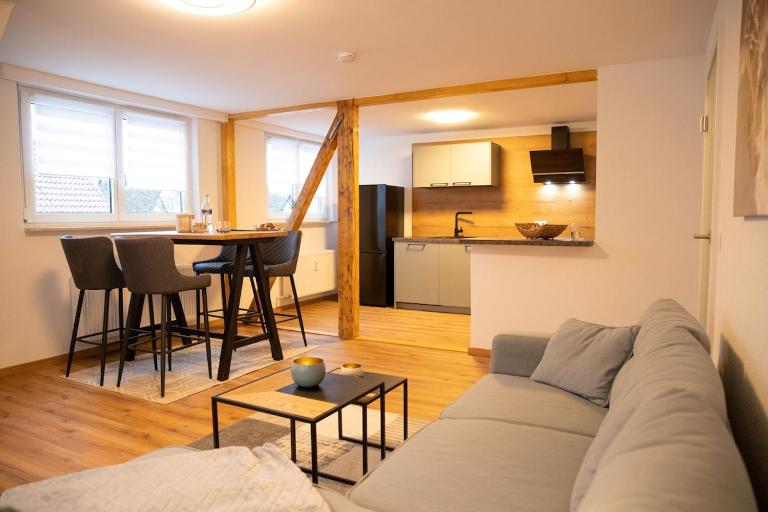 Apartment Pinot - Ferienwohnung Friedrichshafen