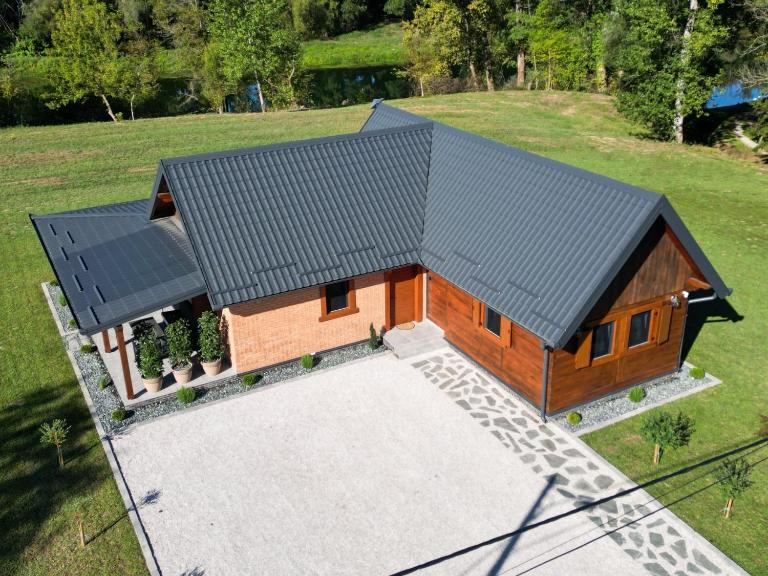 Imanje brodara Tome - Bed and Breakfast Šišinec