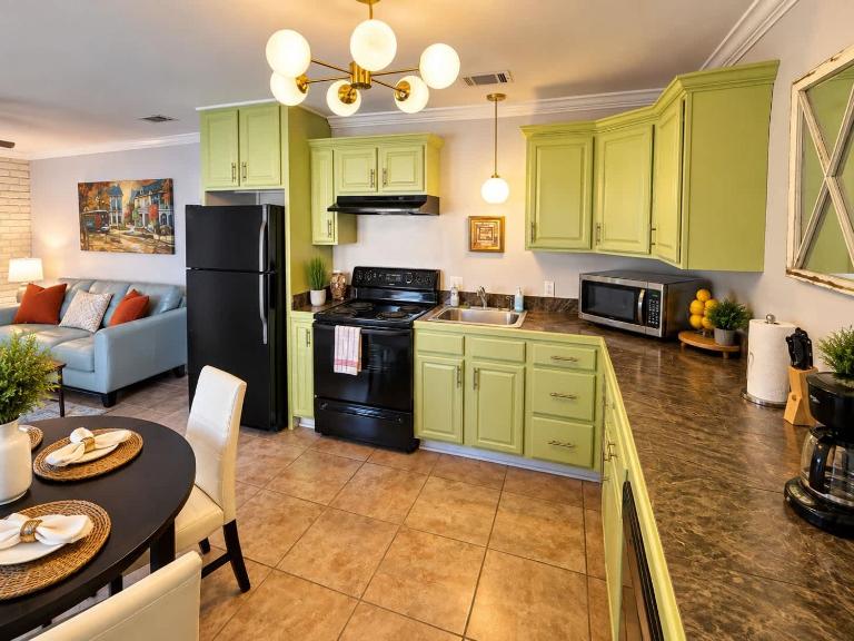 Cute 2 bedroom near LSU - B&B Baton Rouge
