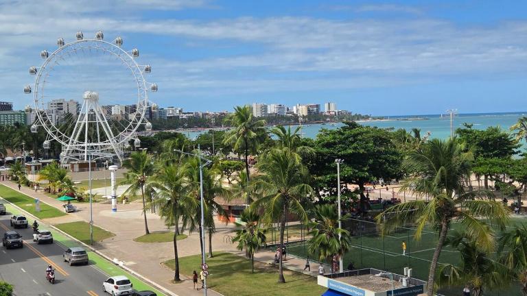 Duplex vista para o mar na Pajuçara - B&B Maceió