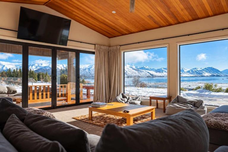 Cedar Sky - 3BR Near Lake Tekapo and Mt John - Bed and Breakfast Lake Tekapo