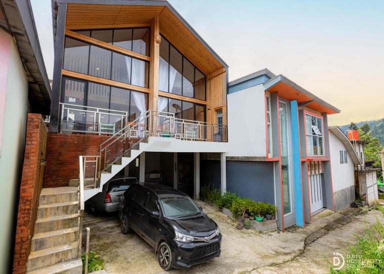 Rees Cabin & Homestay - B&B Dieng