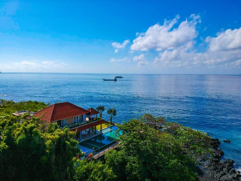 Raaga Samudra Villa - B&B Padangbai