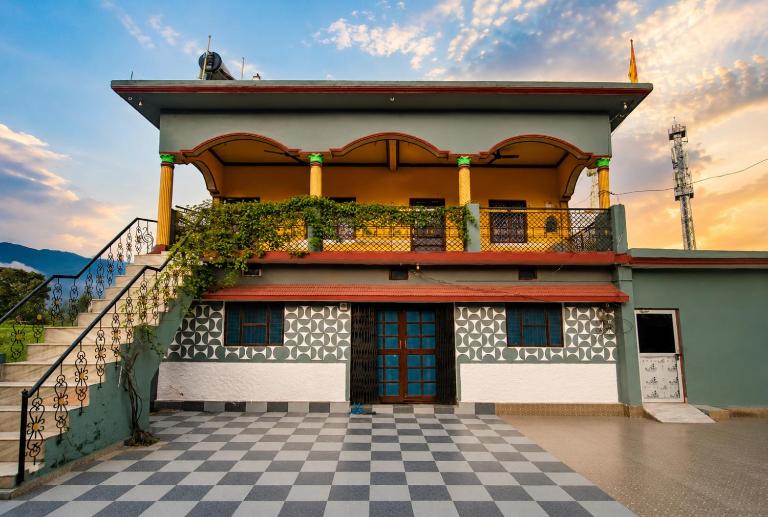 Devbhoomi Stay - B&B Kotā Bāgh