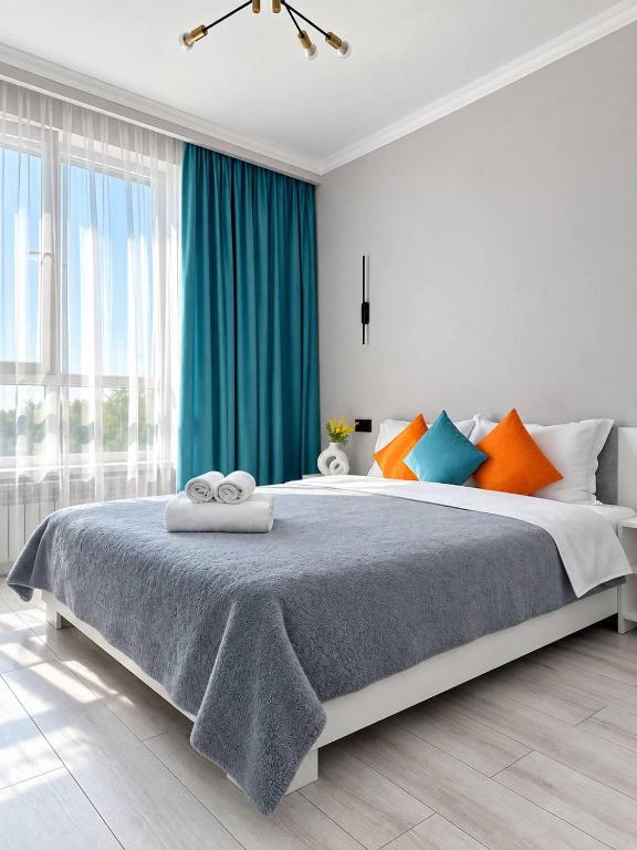 Orange - B&B Almaty