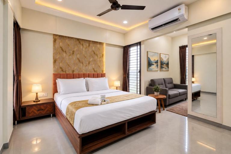 Hotel Nexus Near Brilliant Convention Centre & Mangal City Mall, Vijay Nagar - Bed and Breakfast Indore