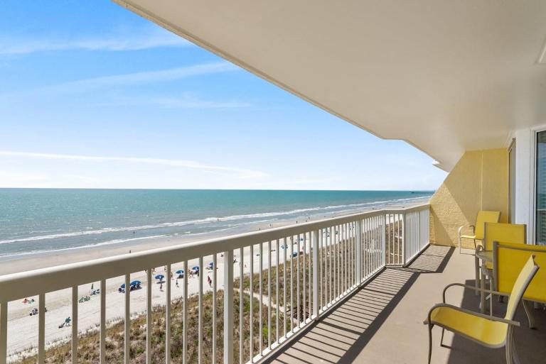 Direct Oceanfront 3BR Cherry Grove Condo Pools Lazy River Sunrise Pointe 7G - Ferienwohnung Myrtle Beach
