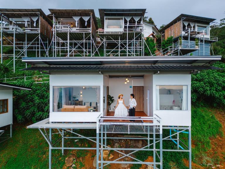 หลงฮักเขา ภูชี้ฟ้า Long Huk Kao Phuchifa - B&B Ban Huai Khu