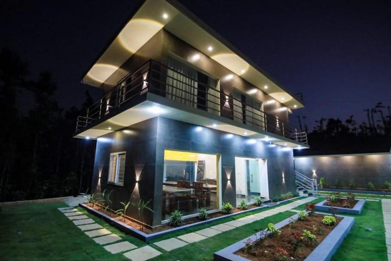 75 East - B&B Jambur