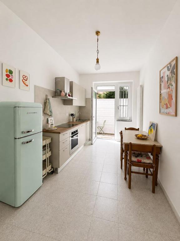 Casa La Busca - Renovated apartment near Rho Fiera Milano - B&B Parabiago
