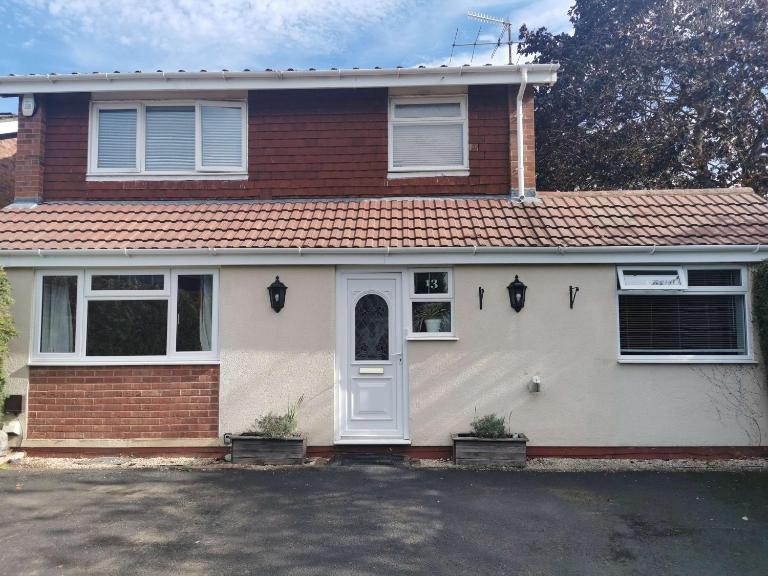 A private, cute, one bedroom self catering annexe - B&B Stourport-on-Severn
