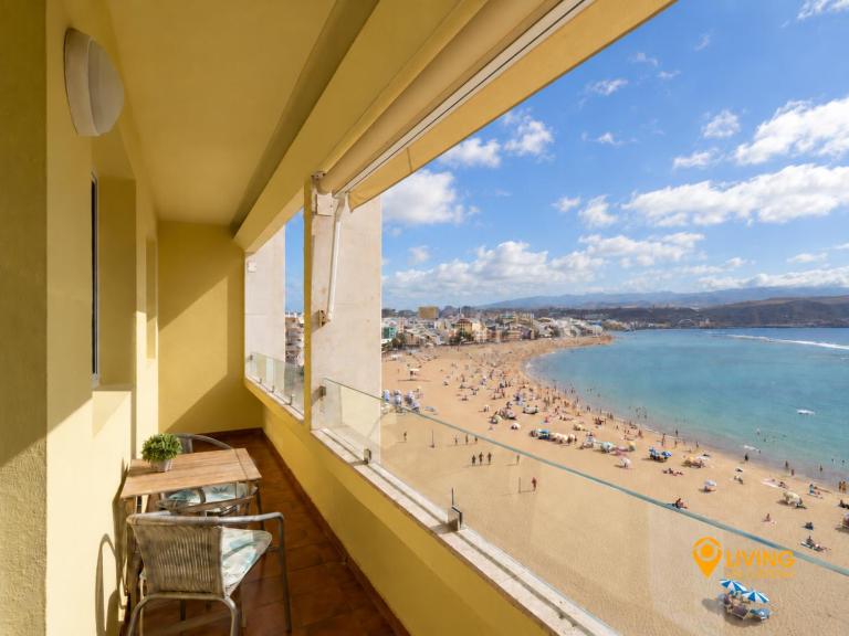 Living Las Canteras Homes - INCREDIBLE VIEWS - B&B Las Palmas de Gran Canaria