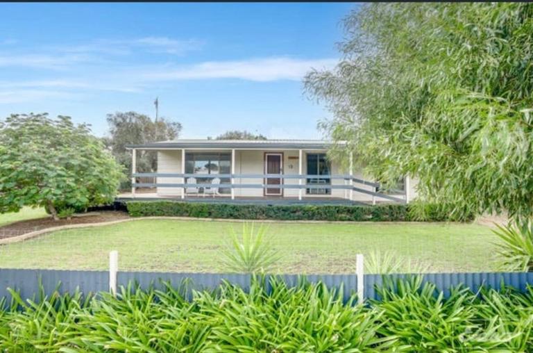 Wendale Shores on Cave Street - B&B Goolwa South