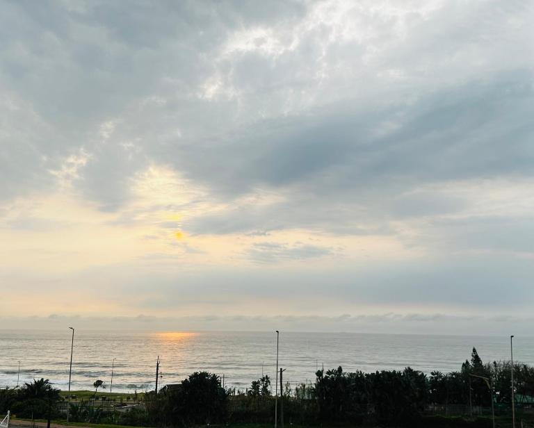 Flip Flops on the Beach - B&B Scottburgh