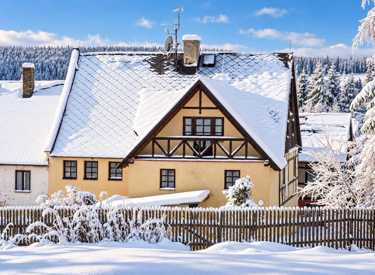Chalupa Hrázděnka v Krušných horách - Chambres d'hôtes Horní Blatná