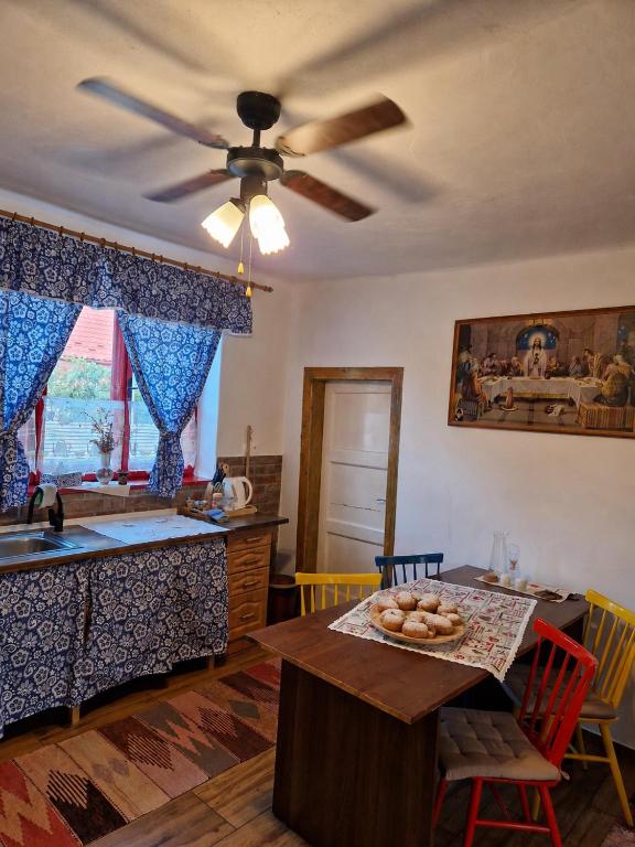 Chalupa u Modrého kachľovca - B&B Šarišské Michal’any