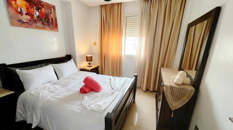 Modern Apartment Agadir with Pool and City View - B&B Agadir