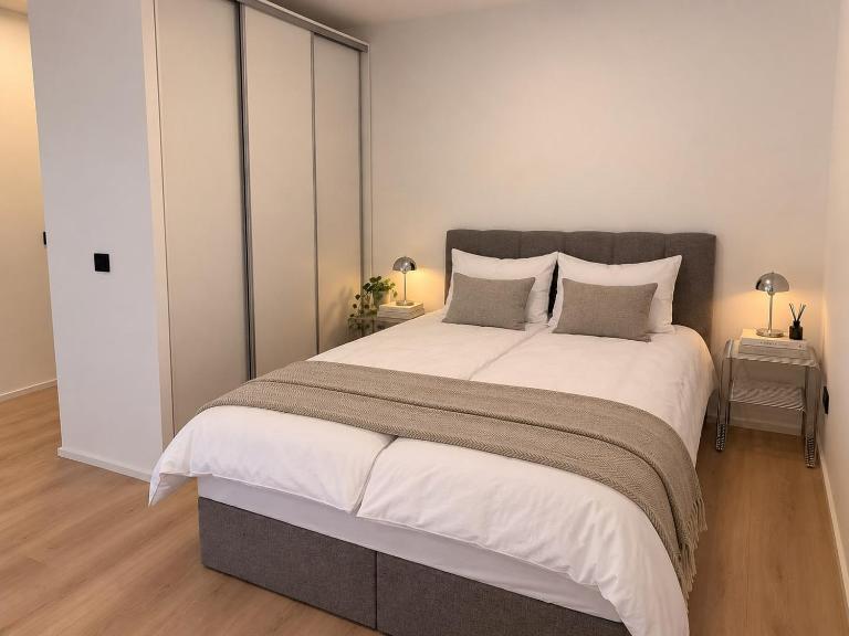 Modern Rooms & Apartments - Direct to Messe & Oktoberfest - B&B Monaco di Baviera