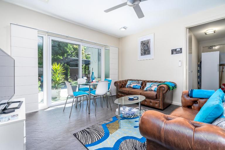 Serene 2BR House near the heart of Kingston - B&B Kingston