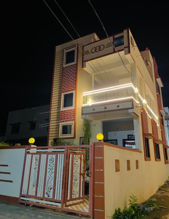 Shree Radha Madhav Home Stay - B&B Garudeshwar
