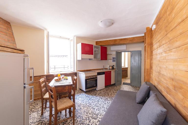 Appartamento Alla Chiesa - Bed and Breakfast Tavernola Bergamasca