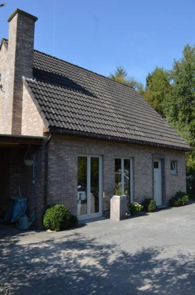 Stropershuisje - Bed and Breakfast Stekene