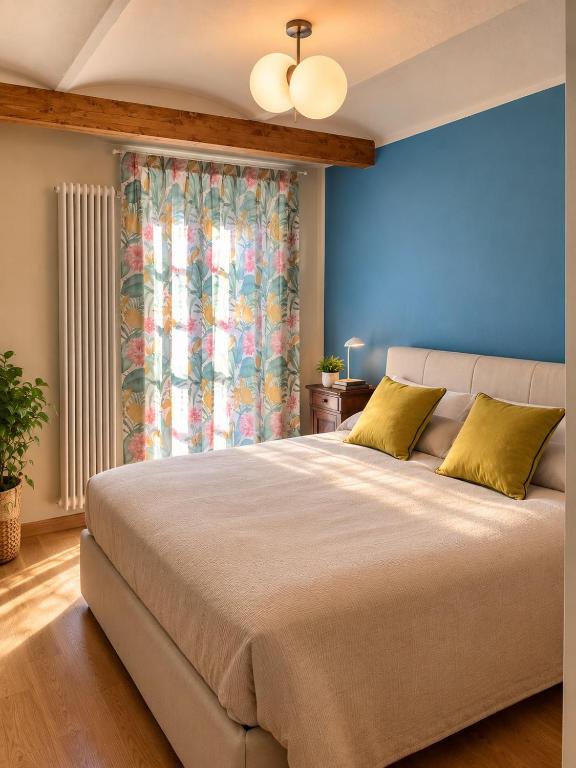 Cà Trifolera Barbaresco - Camera DOPPIA con bagno - IN ROMANTICO CASCINALE NEI VIGNETI CON CANTINA - Bed and Breakfast Barbaresco