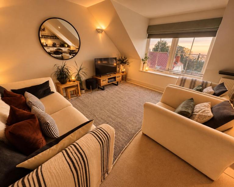 Footprints - gorgeous coastal apartment with sea views - B&B Saundersfoot