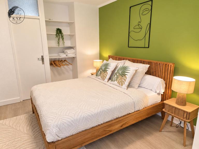 Kaz Émeraude, Piscine & Citerne, La Marina - B&B Le Gosier