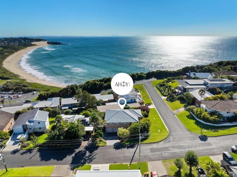 Seaclusions at South One Mile Beach - B&B Forster
