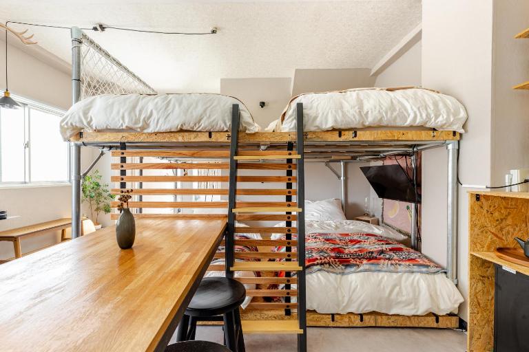 The LOFT KOENJI ワンフロア貸切デザイナーズルーム 新宿10分 - Bed and Breakfast Tokio