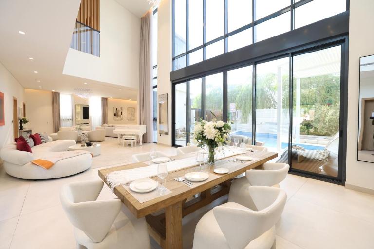 Luxury 7-Bedroom Yas Island Villa with Private Maid Service. - B&B Abu Dabi