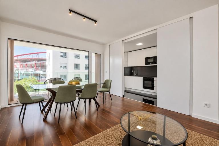 Lisbon Pool & Gym Apartment - B&B Lisboa
