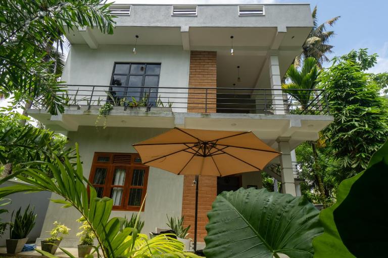 Isuru Villa Weligama - Ferienwohnung Weligama