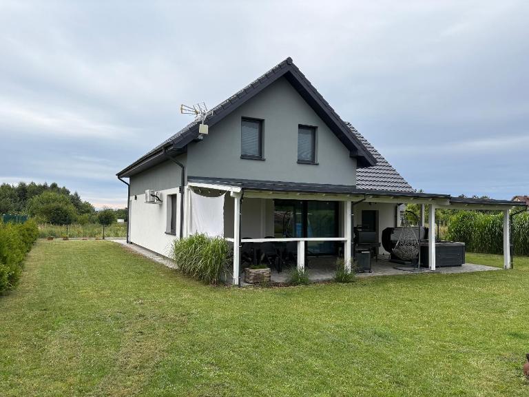 Dom nad morzem z Jacuzzi 10 osób Morze Przygód - B&B Mieroszyno