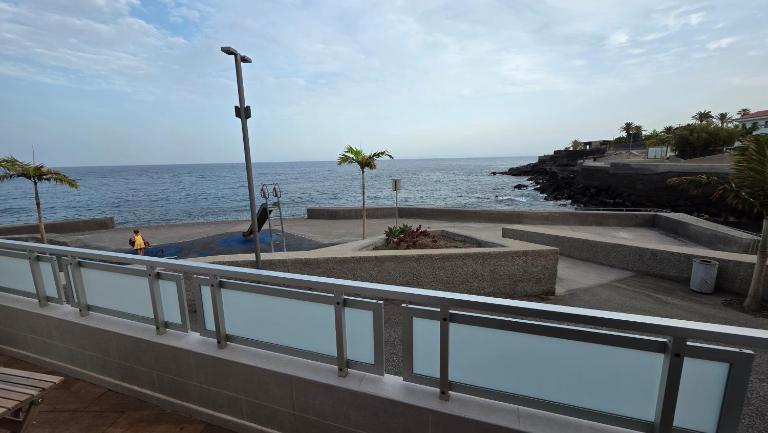 Sunny Sea View Apartment Tenerife Sunrise Views - B&B Candelaria