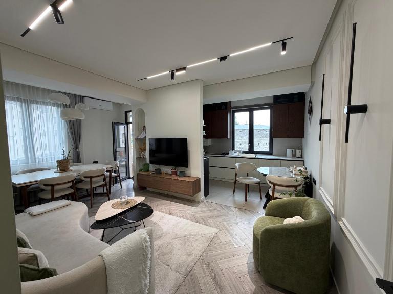 H-Home - Bed and Breakfast Jerevan