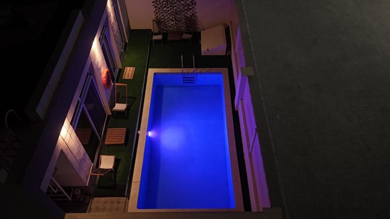 Moonlight Chalet V107 , Al Saif Resort, Al Ashkharah - B&B Al-Ashkhara